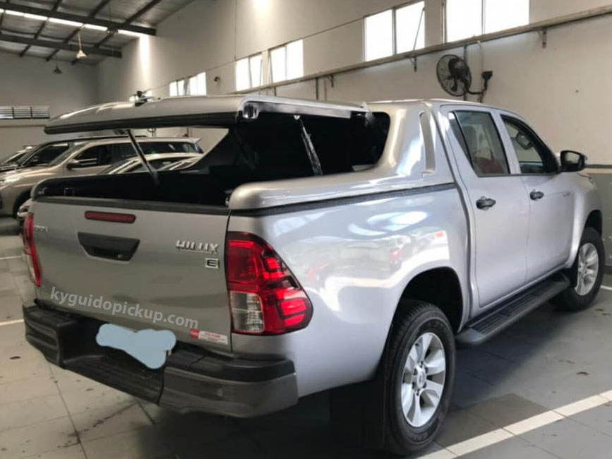 Nắp thùng thấp Toyota Hilux mẫu 2019  OTONAMSAO