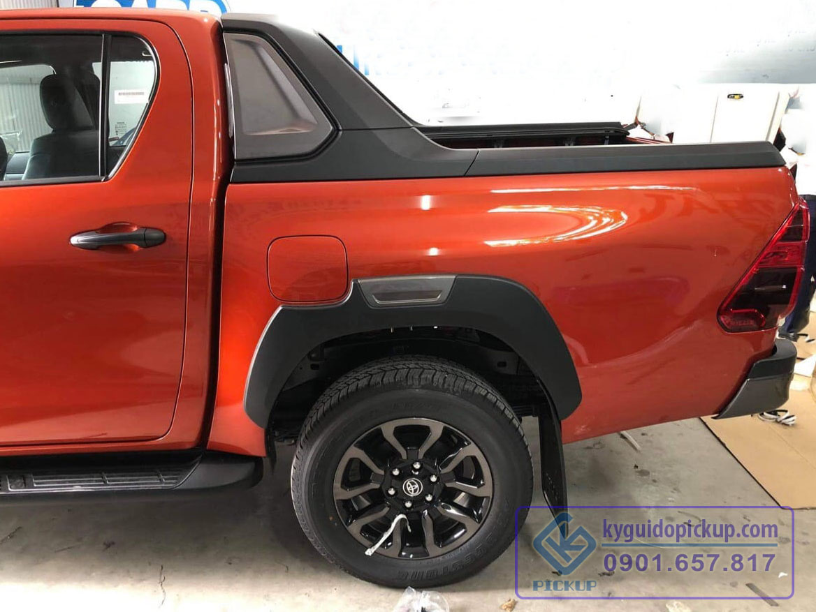 thanh thể thao Hilux 2021