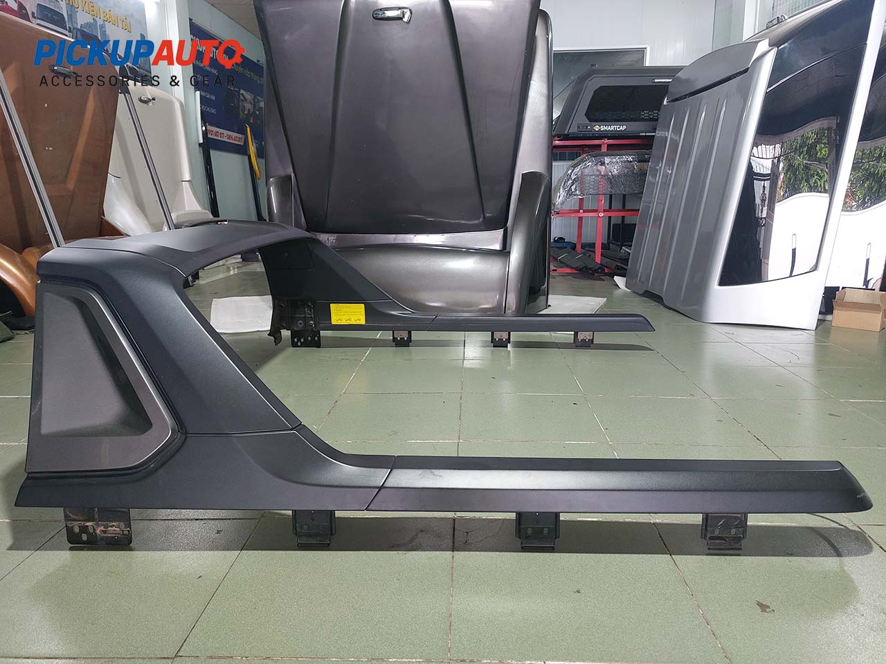 THANH LÝ THANH THỂ THAO HILUX ADVENTURE