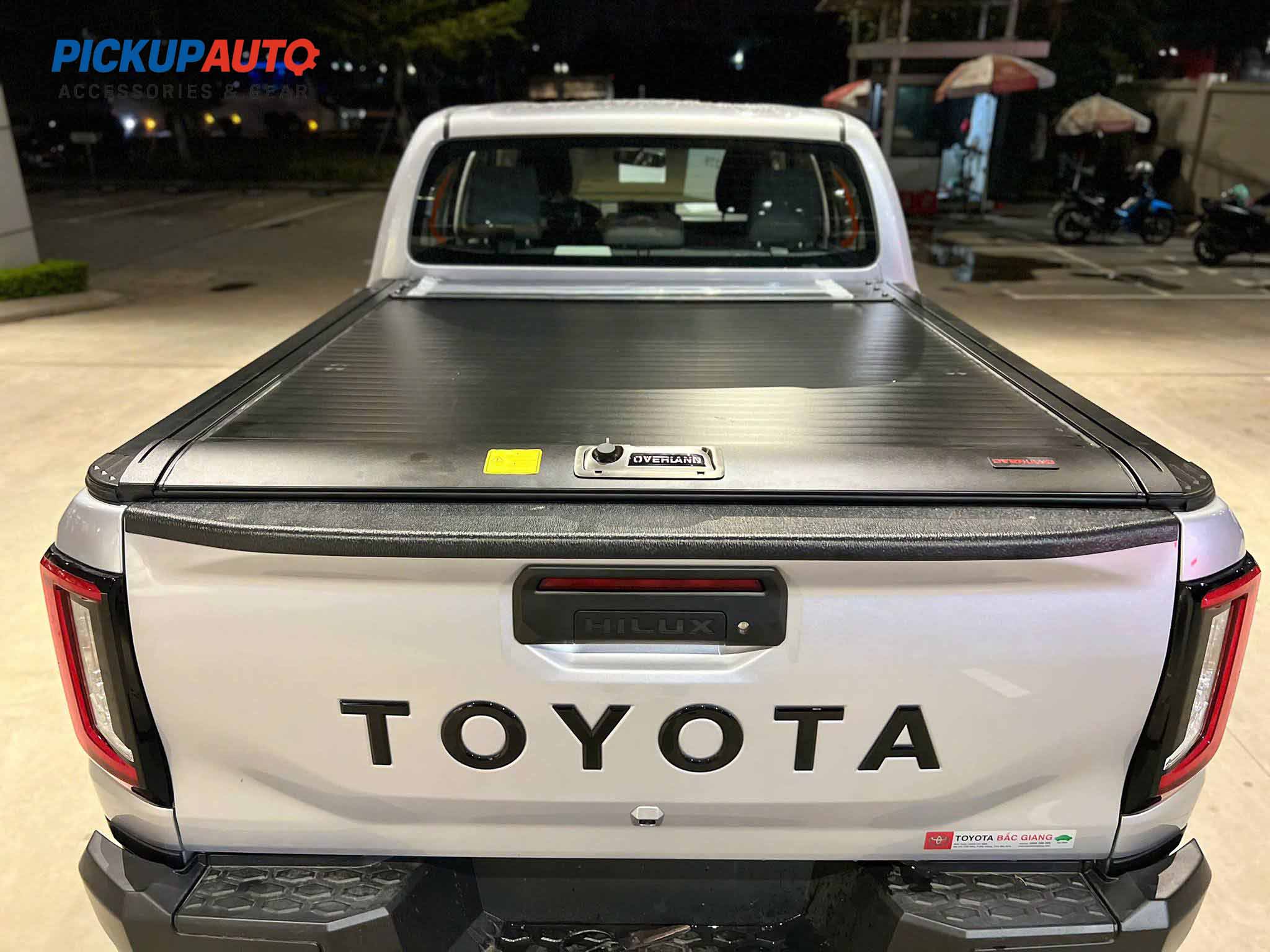 NẮP CUỘN CƠ HILUX 2026 HIỆU OVERLAND