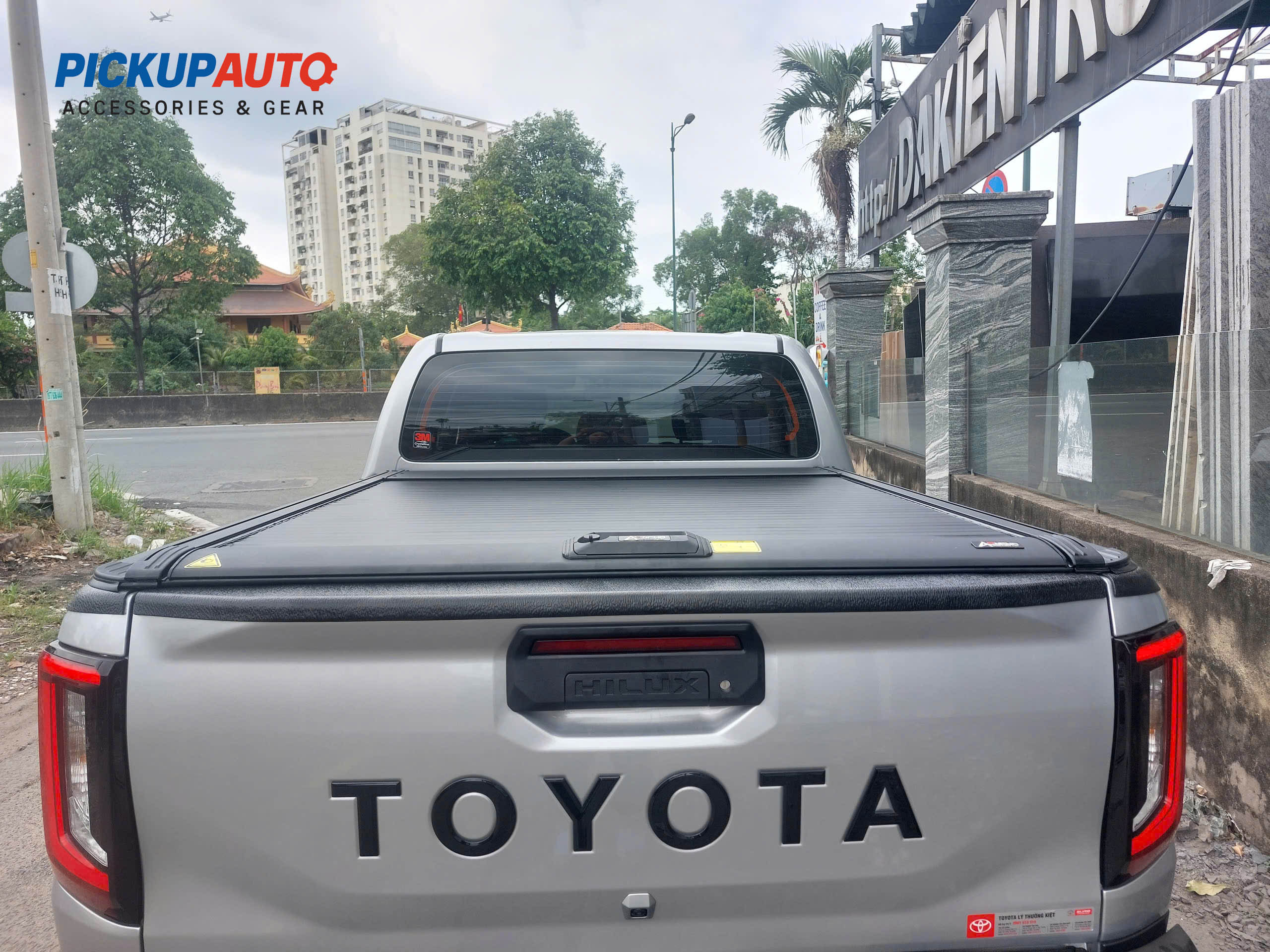 NẮP CUỘN ANPHA HILUX 2026
